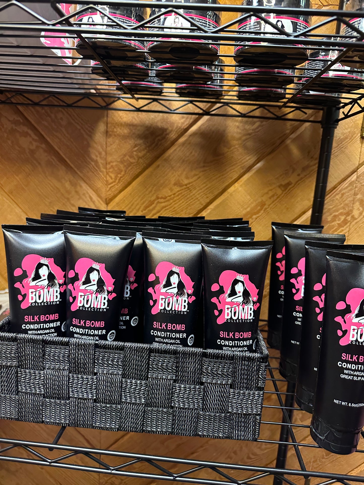 She is Bomb (Conditioner)